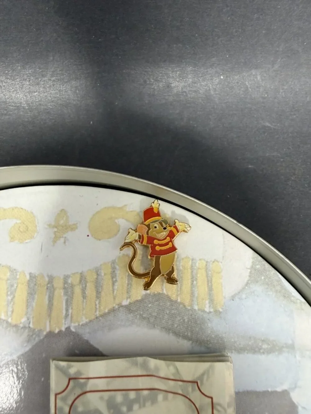 Disney Dumbo Watch Collector’s Club Series III Limited Edition Watch w/ Tin Pin
